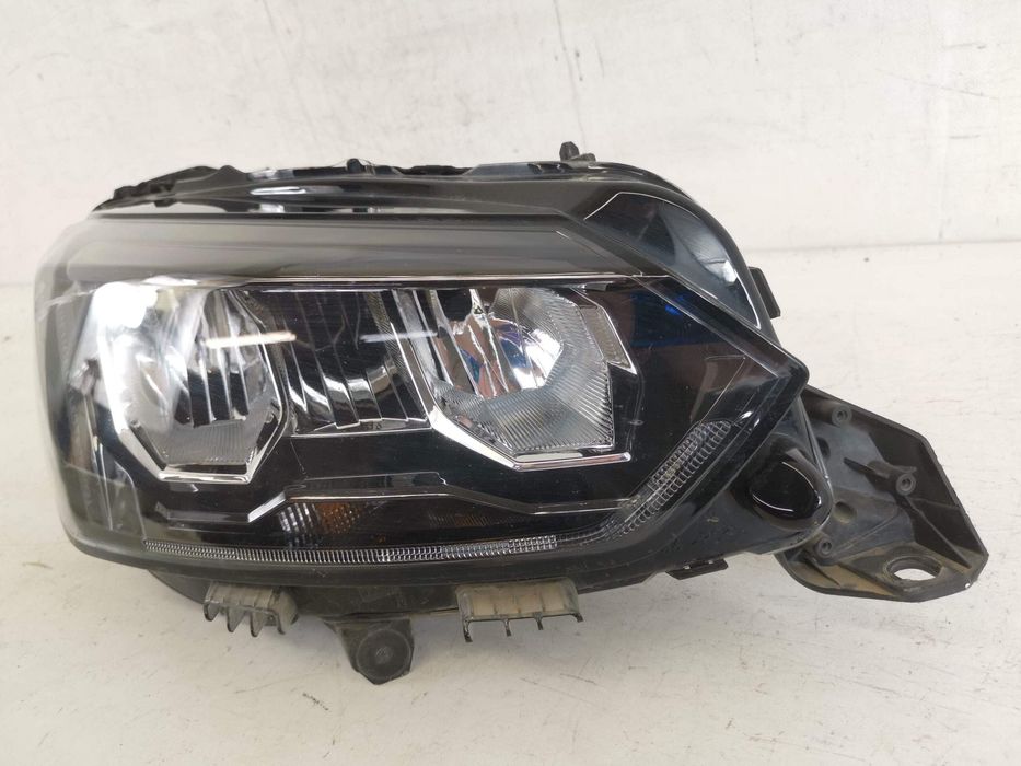 Десен фар / Far Dreapt Full Led Peugeot 208 2 Оригинален Десен фар за