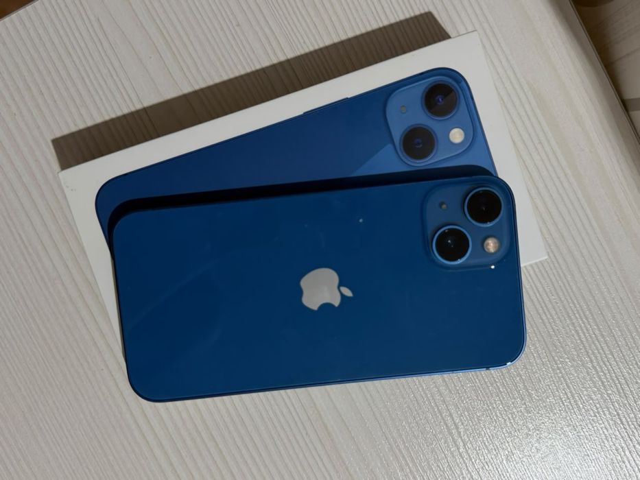 Продам IPhone 13 128гб в идеальном состоянии! Полный комплект!