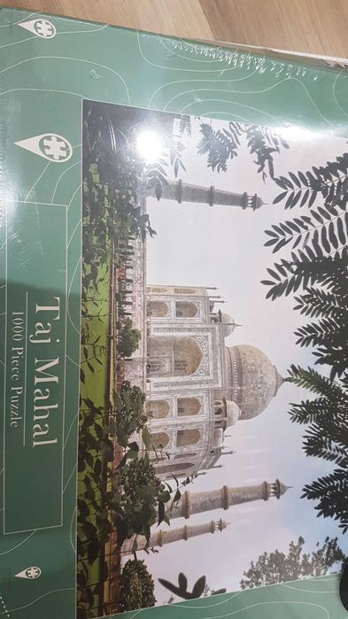 Пъзели от 500 и 1000 части