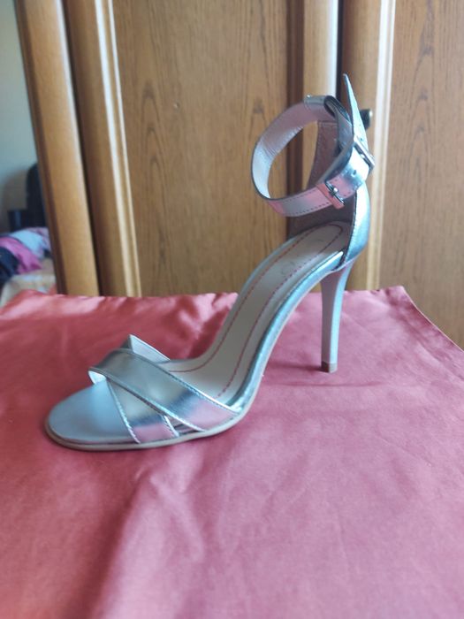 Sandale “Giulio” cu toc din piele naturala marimea 34