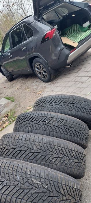 Anvelope Toyota Rav4