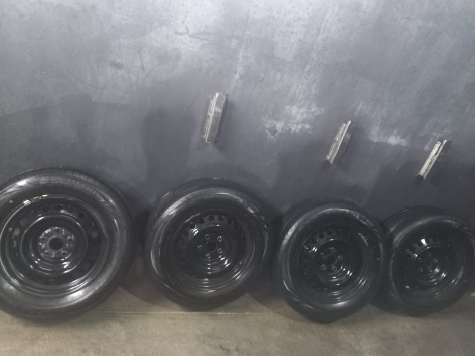 Шины с диском в сборе