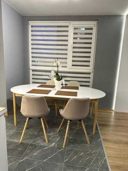 Дава се под наем Двустаен апартамент в Бургас, Изгрев - 71 кв.м за 612 € - Снимка #3