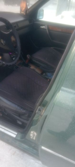 Продам мерс 124 в отличном состоянии