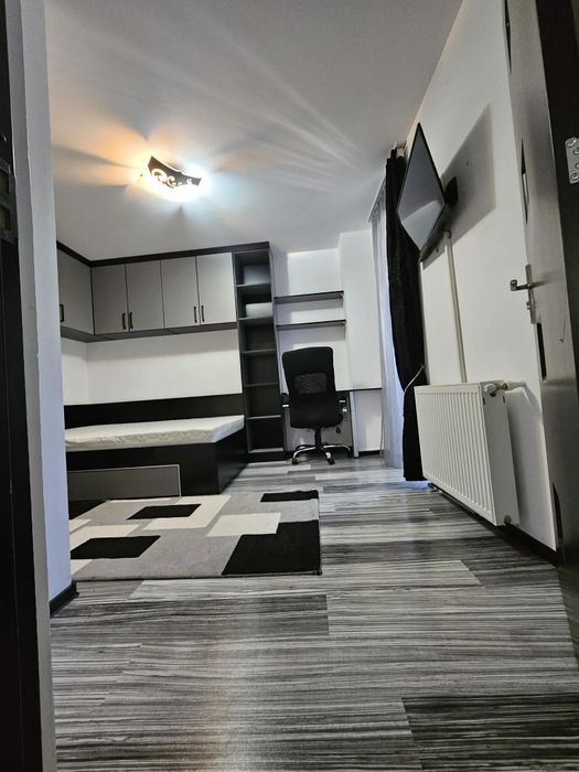 Apartament de inchiriat/ închiriez apartament cu 3 camere decomandat