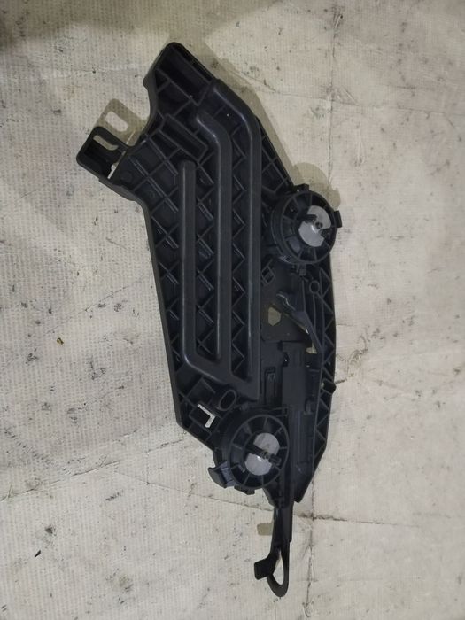 Suport far dreapta Skoda Octavia 2, facelift, 2009, 2010, 2011, 2012.