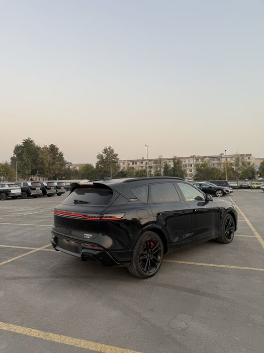 Voyah Free 318/2025 Qorag/Qora