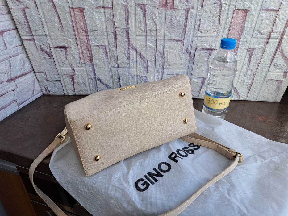 дамска чанта,малка бежова чантичка,Gino Rossi-Нова!естествена кожа