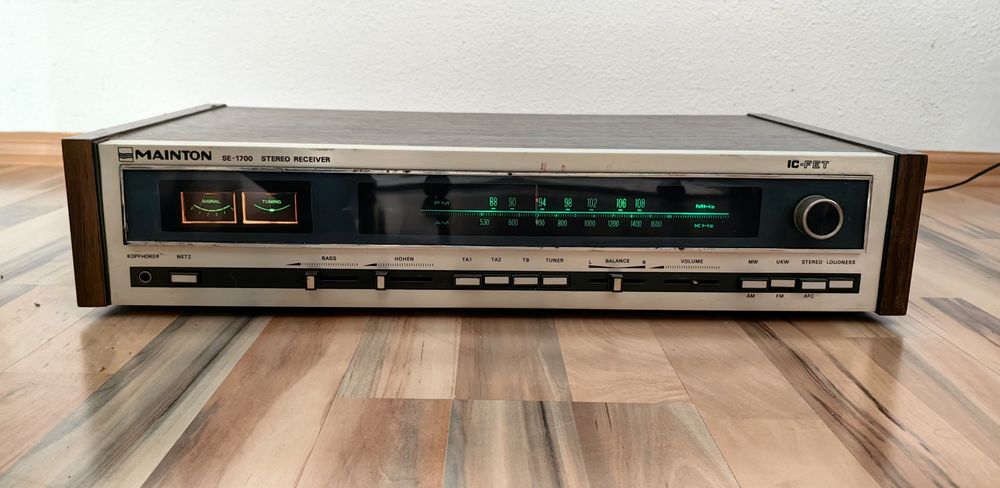 Radio Stereo Receiver Mainton SE-1700 retro vintage colectie anii 80