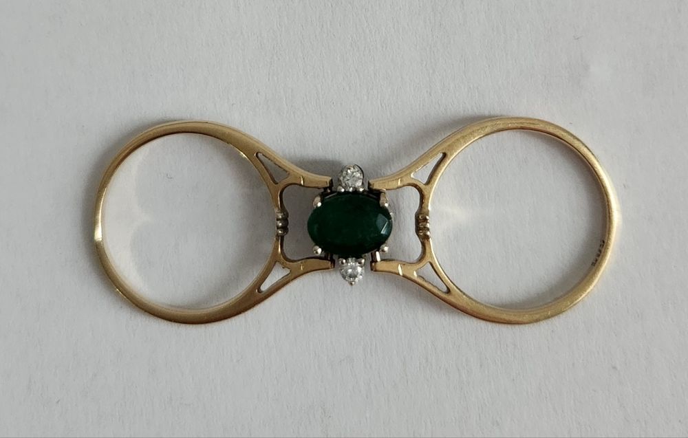 Inel dublu de aur cu sultanit, smarald si diamante