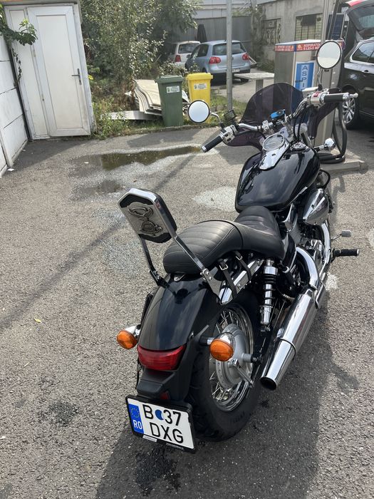 Honda shadow 750 C2