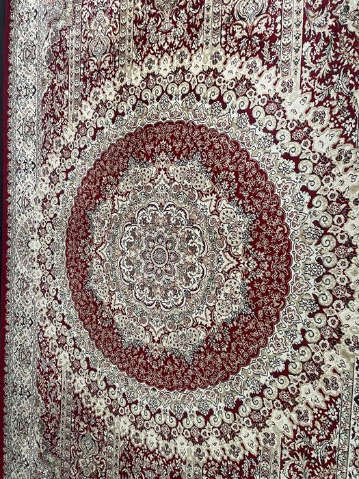 Ковёр б/у в отличном состоянии