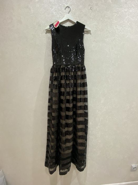 Платье вечернее