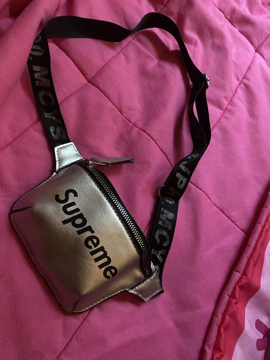 Модерна сребърна чанта за кръст / презрамо Supreme