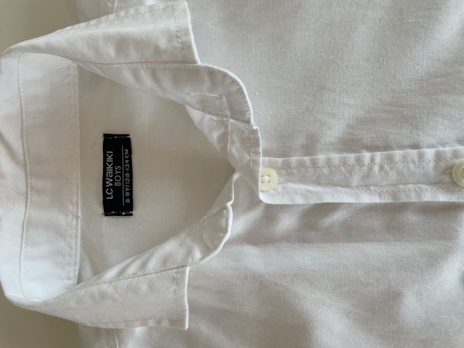 Cămașă alba,9 ani