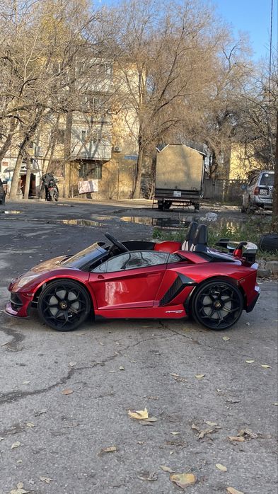 Ламборгини детская машина