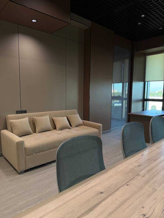 Аренда офиса в Nest One c мебелью техникой 50м2