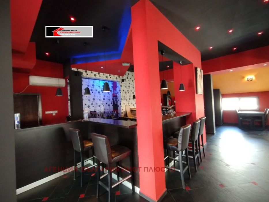 Дава се под наем Заведение в София, Център - 160 кв.м за 2040 € - Снимка #5