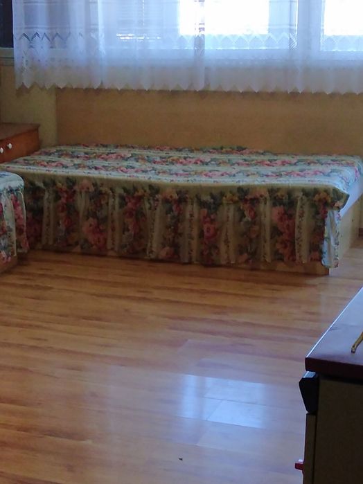 Легло с матрак като нова