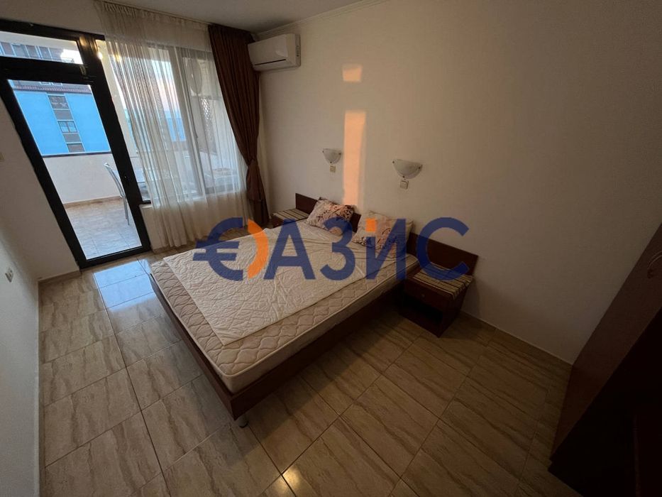 Продава се Четиристаен апартамент в Свети Влас - 138 кв.м за 1033 €/кв.м - Снимка #12