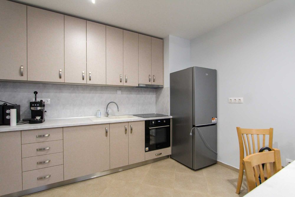 Дава се под наем Двустаен апартамент в София, Оборище - 70 кв.м за 648.21 € - Снимка #4