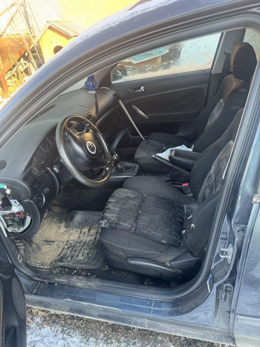 Dezmembrez passat b5 break AJM