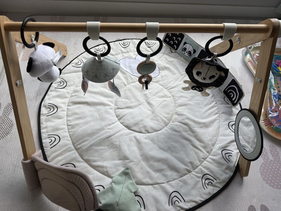 Активна гимнастика Tiny Love