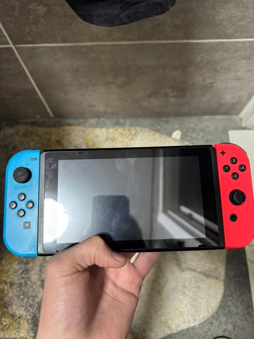 Продам nintendo switch