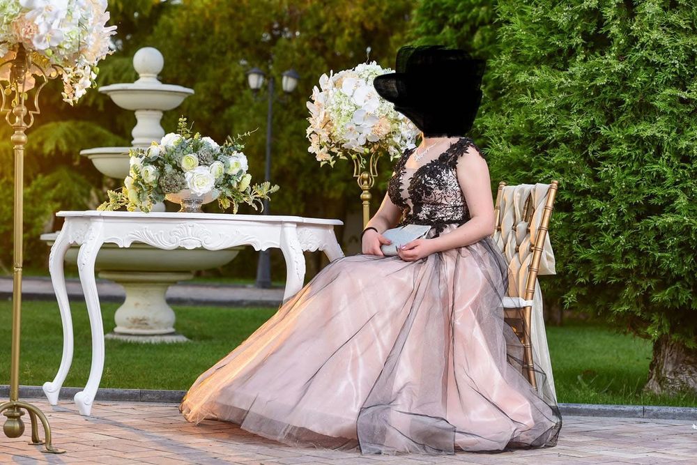 абитуриентска рокля