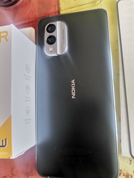 Nokia x30 5G с 21 месеца гаранция без следа от употреба