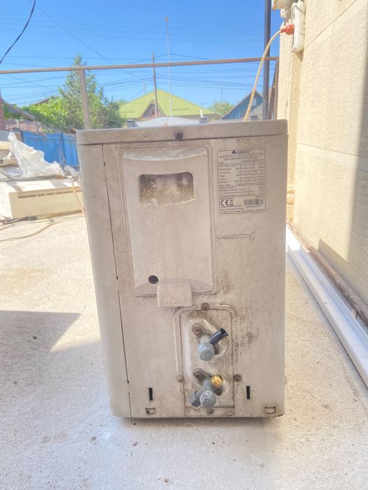 Продам кондицоннеры 4 шт рабочие