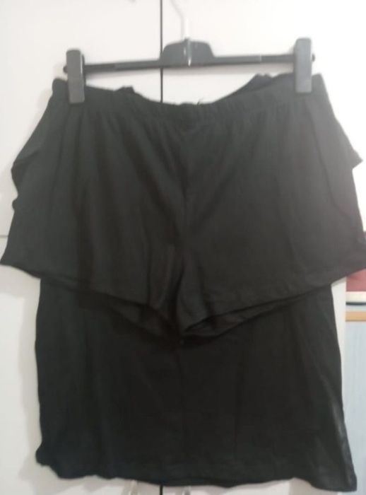 Pijama de damă nouă, din bumbac,mărimea 44. Transport 5 lei