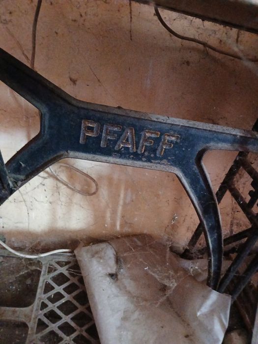Masini de cusut ffff vechi