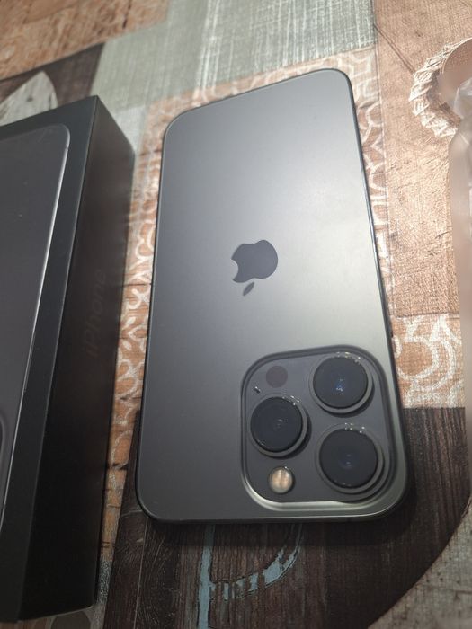 Продава се Iphone 13 pro 128 gb.