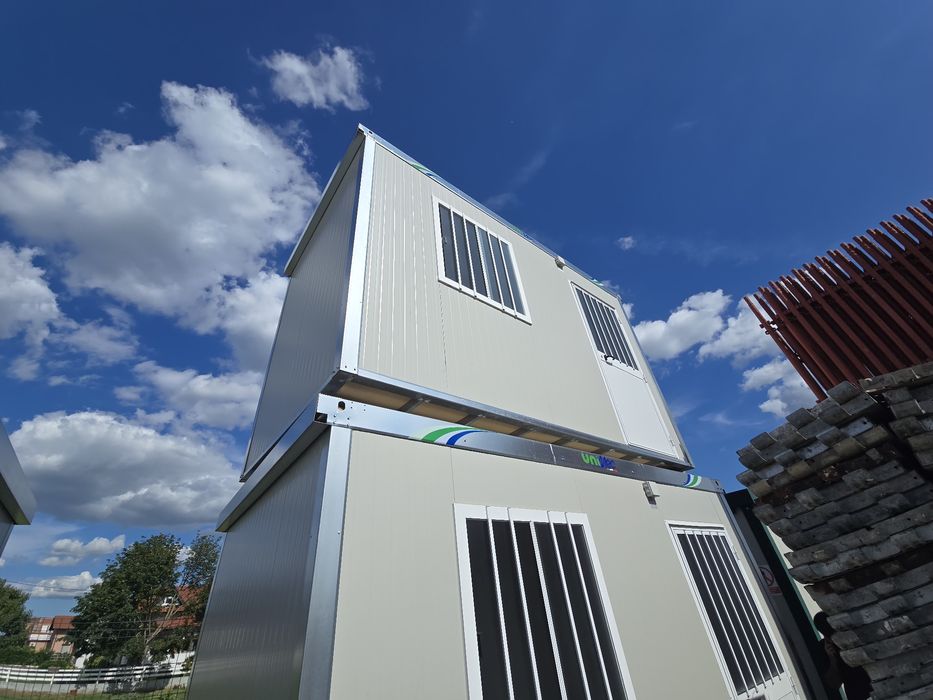 Италиански мобилни офис контейнери