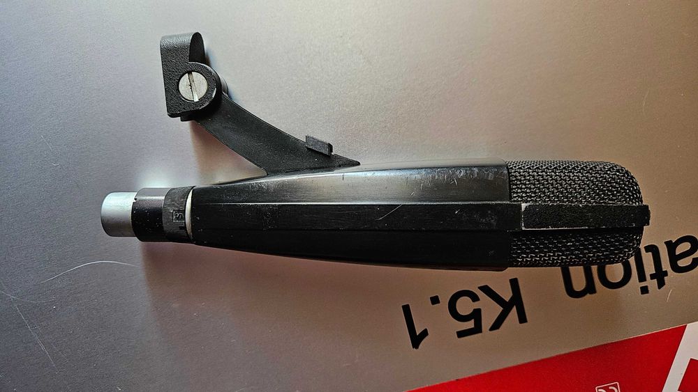 Продавам винтидж студиен микрофон Sennheiser MD421-U-4