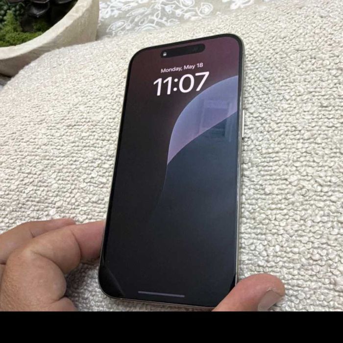 iPhone 15 pro negru 128g impecabil neverlocked