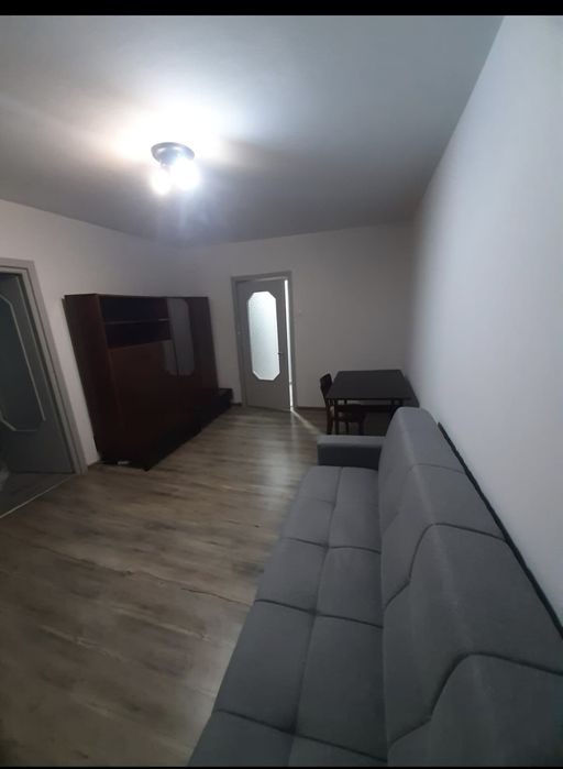Închiriez apartament 2 camere confort 1 sporit, decomandat, amenajat si mobilat modern.etaj 1,.400.m UMFST
