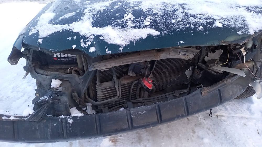 Срочно продам машину