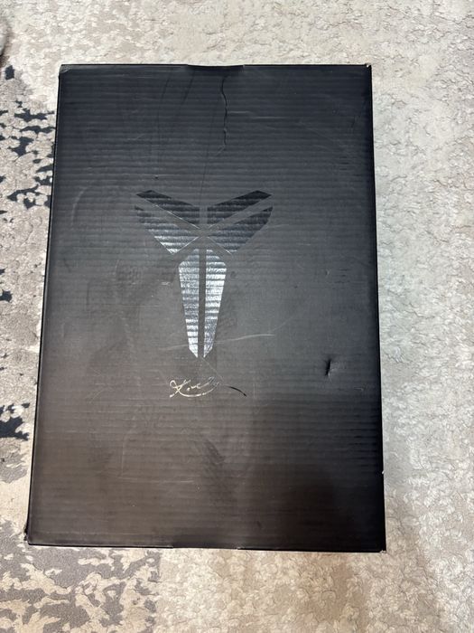 Kobe 6 Protro Grinch