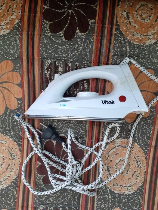 Утюг Vitek для дома