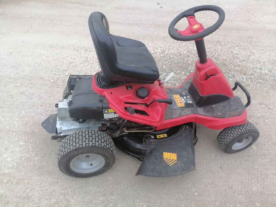 Тракторна косачка,обслужена в много добро състояние