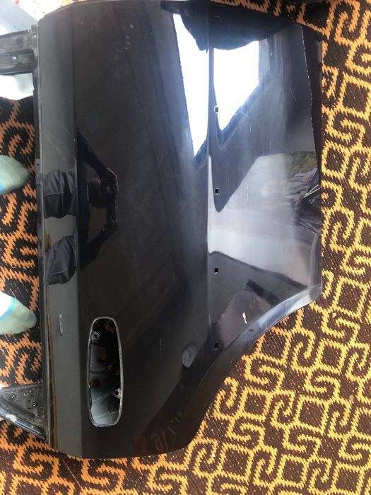 Jentra Qora Eshik,Oʻng tomon orqasi