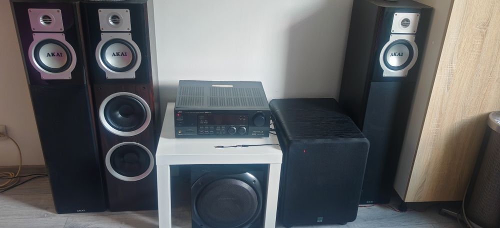 Boxe Akai  subwoofer