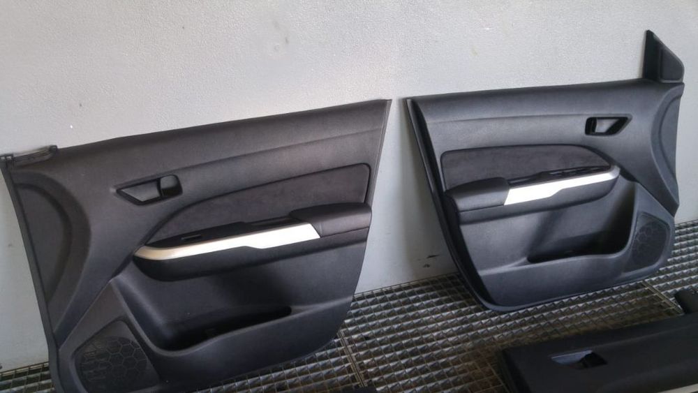 set fete tapiterii usi  suzuki vitara ly dupa 2015