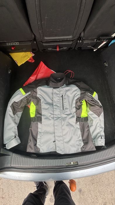 Axo enduro-adventure яке