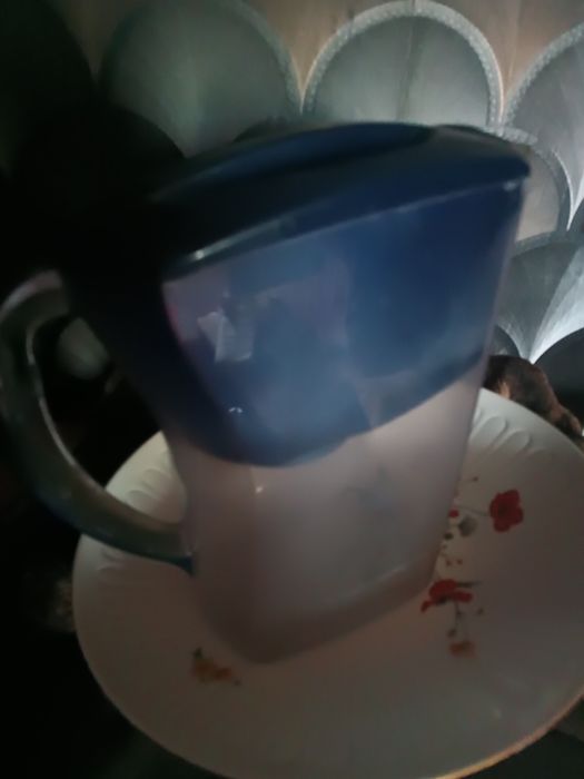 Кувшин барьер и кувшин Аквафор