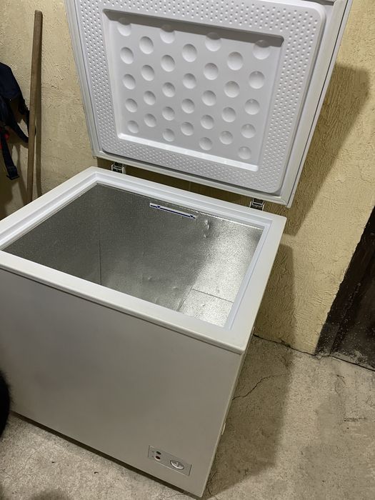 Продам Бирюса морозильник Ларь