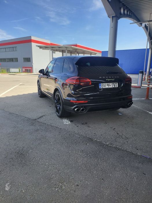 Porsche Cayenne S E-hibryd