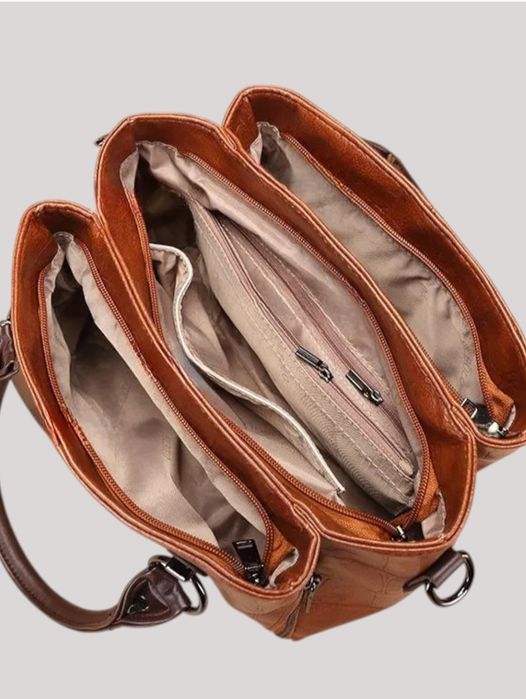 Сумка женская, через плечо. Коричневого  цвета.